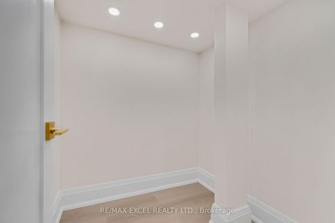 Photo 34 at 599 Conacher Drive, Newtonbrook East, Toronto