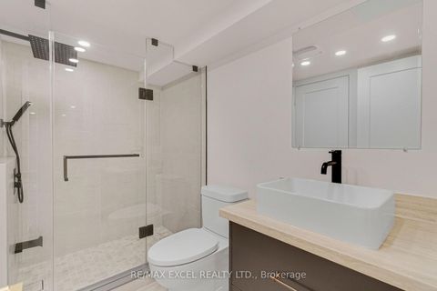 Photo 36 at 599 Conacher Drive, Newtonbrook East, Toronto
