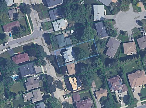 Photo 46 at 599 Conacher Drive, Newtonbrook East, Toronto