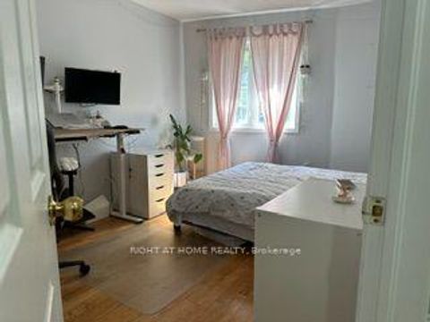 Photo 18 at 120 Trudelle Street, Eglinton East, Toronto
