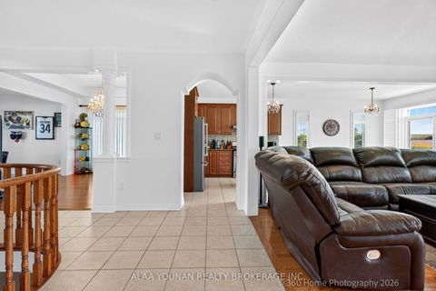Photo 8 at 140 Copeland Crescent, Cookstown, Innisfil