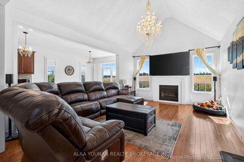 Photo 9 at 140 Copeland Crescent, Cookstown, Innisfil