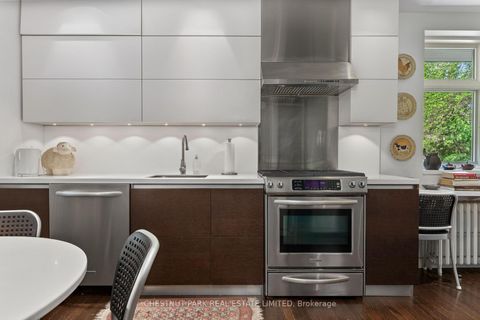 Photo 11 at 80 Wychwood Park, Wychwood, Toronto