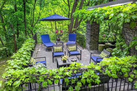 Photo 20 at 80 Wychwood Park, Wychwood, Toronto