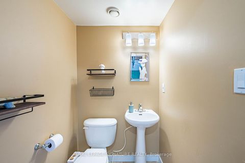 Photo 9 at 316 - 955 Queen Street W, Niagara, Toronto