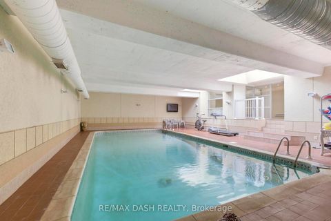 Photo 2 at 268 Lonsdale Road, Forest Hill South, Toronto