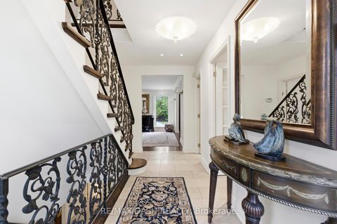 Photo 5 at 268 Lonsdale Road, Forest Hill South, Toronto