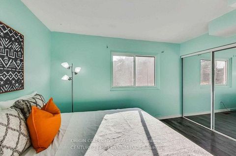 Photo 4 at 20 Hainford St #19, West Hill, Toronto