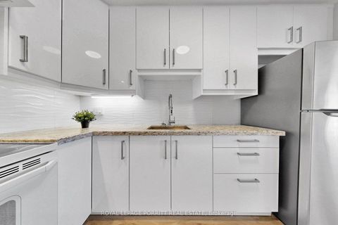 Photo 9 at 703 - 785 Browns Line, Alderwood, Toronto