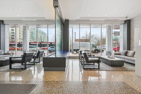 Photo 2 at 402 - 218 Queens Quay W, Waterfront Communities C1, Toronto