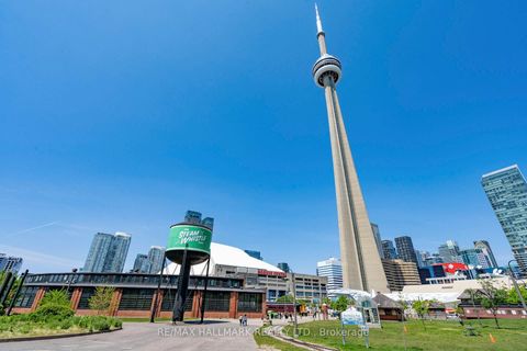 Photo 41 at 402 - 218 Queens Quay W, Waterfront Communities C1, Toronto