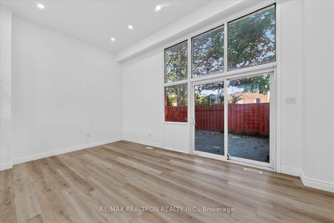 Photo 6 at 49 - 331 Trudelle Street, Eglinton East, Toronto