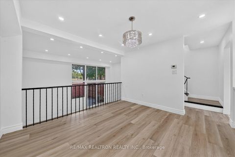 Photo 13 at 49 - 331 Trudelle Street, Eglinton East, Toronto