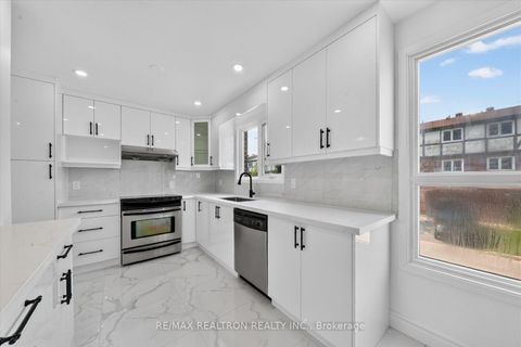 Photo 17 at 49 - 331 Trudelle Street, Eglinton East, Toronto