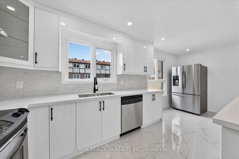 Photo 19 at 49 - 331 Trudelle Street, Eglinton East, Toronto