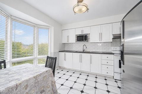 Photo 5 at 3 - 9 Gosford Boulevard, Black Creek, Toronto