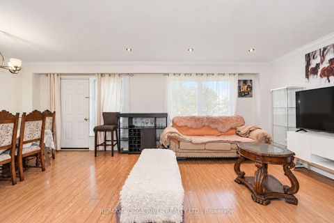 Photo 8 at 3 - 9 Gosford Boulevard, Black Creek, Toronto