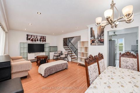 Photo 11 at 3 - 9 Gosford Boulevard, Black Creek, Toronto