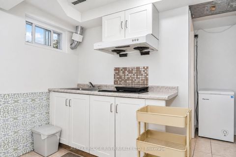 Photo 20 at 3 - 9 Gosford Boulevard, Black Creek, Toronto