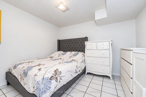 Photo 21 at 3 - 9 Gosford Boulevard, Black Creek, Toronto