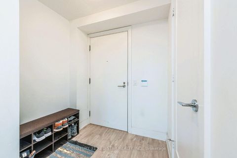Photo 5 at 4801 - 70 Annie Craig Drive, Mimico, Toronto
