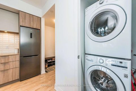 Photo 14 at 4801 - 70 Annie Craig Drive, Mimico, Toronto