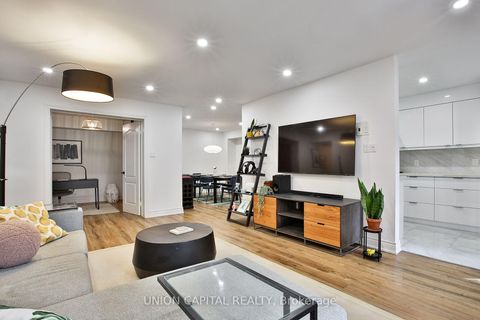 Photo 4 at 201 - 12 Sudbury Street, Niagara, Toronto