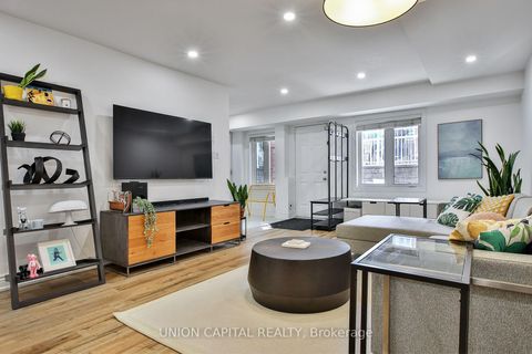 Photo 5 at 201 - 12 Sudbury Street, Niagara, Toronto