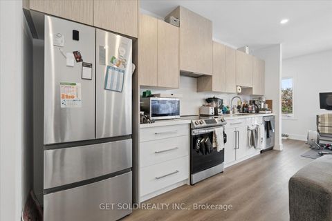 Photo 20 at 15 Burrard Road, Old Rexdale, Toronto