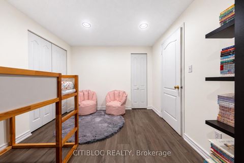Photo 31 at 33 Desert View Crescent, Westbrook, Richmond Hill