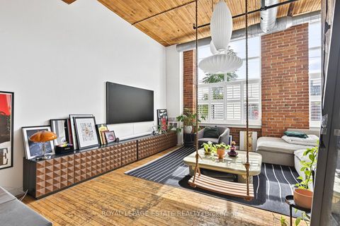 Photo 4 at 101 - 426 Queen Street E, Regent Park, Toronto
