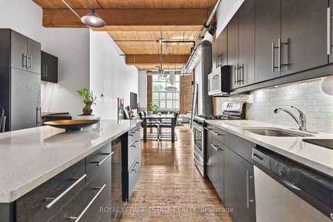 Photo 10 at 101 - 426 Queen Street E, Regent Park, Toronto