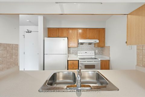 Photo 11 at 727 - 18 Mondeo Drive, Dorset Park, Toronto