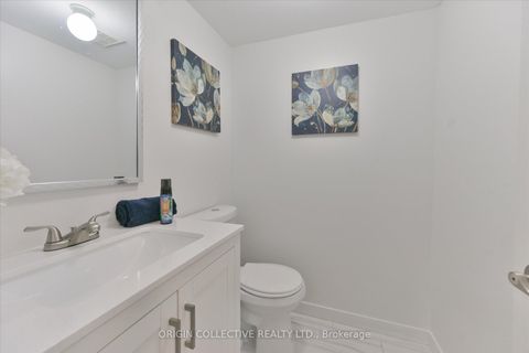 Photo 13 at 156 Monteith Crescent, Maple, Vaughan