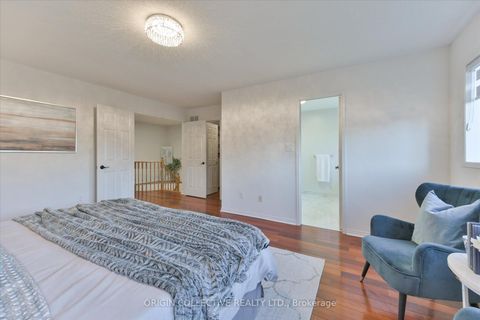 Photo 15 at 156 Monteith Crescent, Maple, Vaughan