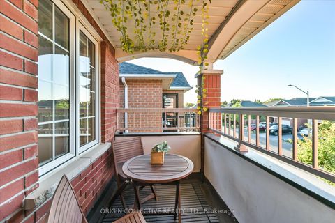 Photo 21 at 156 Monteith Crescent, Maple, Vaughan