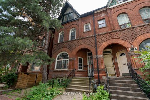 Photo 1 at 382 Bathurst Street, Bellwoods, Toronto