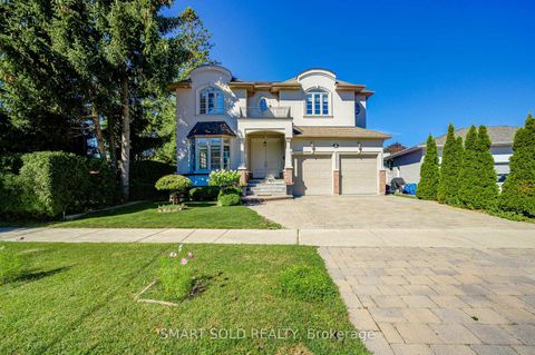 Photo 49 at 6 Brill Crescent, Newtonbrook West, Toronto