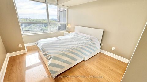 Photo 7 at 1003 - 5 Northtown Way, Willowdale East, Toronto