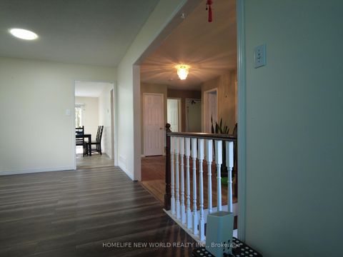 Photo 5 at 42 Engel Crescent, Letitia Heights, Barrie