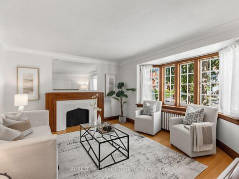 Photo 2 at 28 Castle Knock Road, Lawrence Park South, Toronto