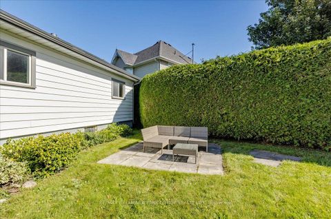 Photo 33 at 525 Lake Drive E, Historic Lakeshore Communities, Georgina