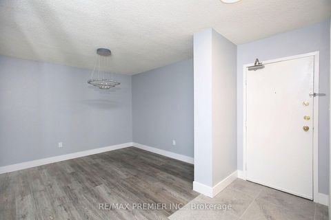 Photo 10 at 1909 - 390 Dixon Road, The Westway, Toronto