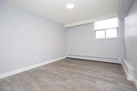 Photo 15 at 1909 - 390 Dixon Road, The Westway, Toronto