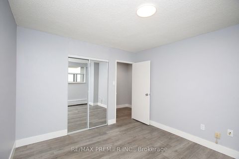 Photo 18 at 1909 - 390 Dixon Road, The Westway, Toronto