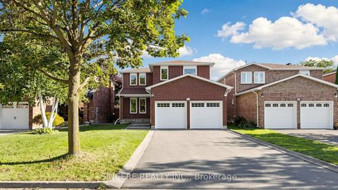 Photo 0 at 25 Ridgefield Crescent, Maple, Vaughan