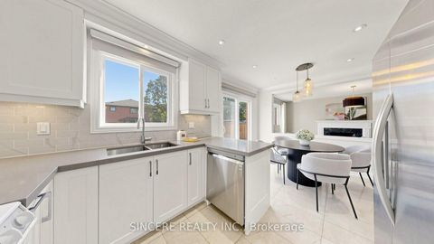 Photo 17 at 25 Ridgefield Crescent, Maple, Vaughan