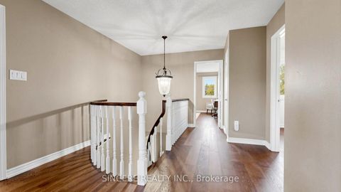 Photo 28 at 25 Ridgefield Crescent, Maple, Vaughan