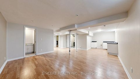 Photo 47 at 25 Ridgefield Crescent, Maple, Vaughan