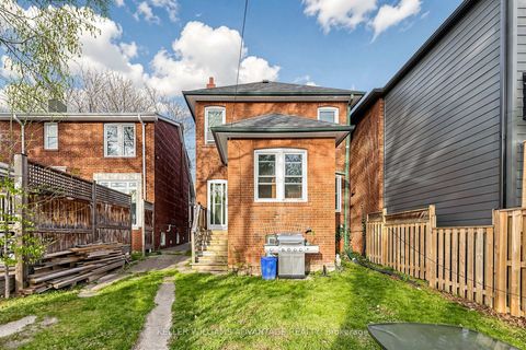 Photo 20 at 130 Elmer Avenue, The Beaches, Toronto